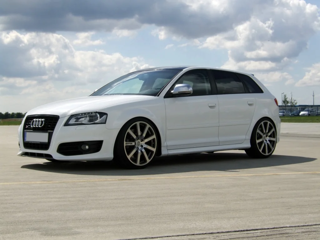 AUDI A3 CAR RENTAL