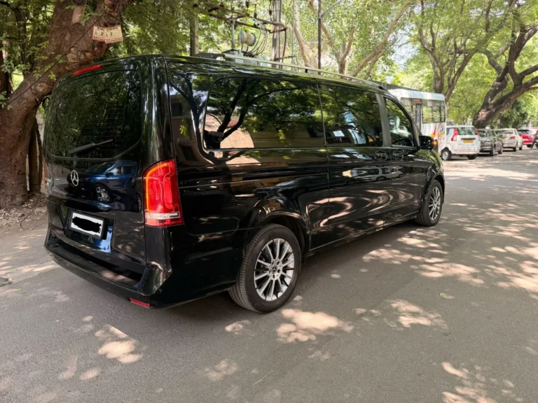 Benz V Class luxury car rental - Sri Ram Cars Chennai