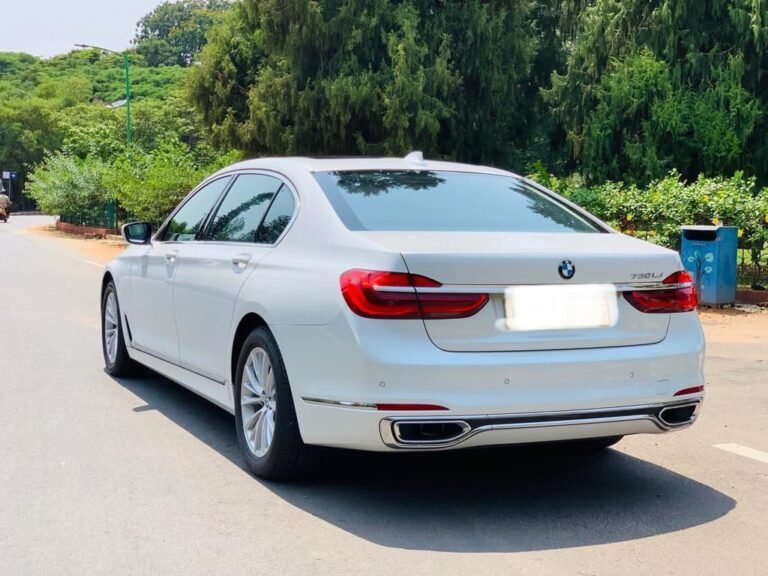 BMW 7 Series back side - Sri Ram Cars Chennai