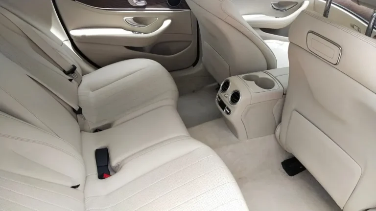 Mercedes-Benz E-Class rear seats with extra legroom